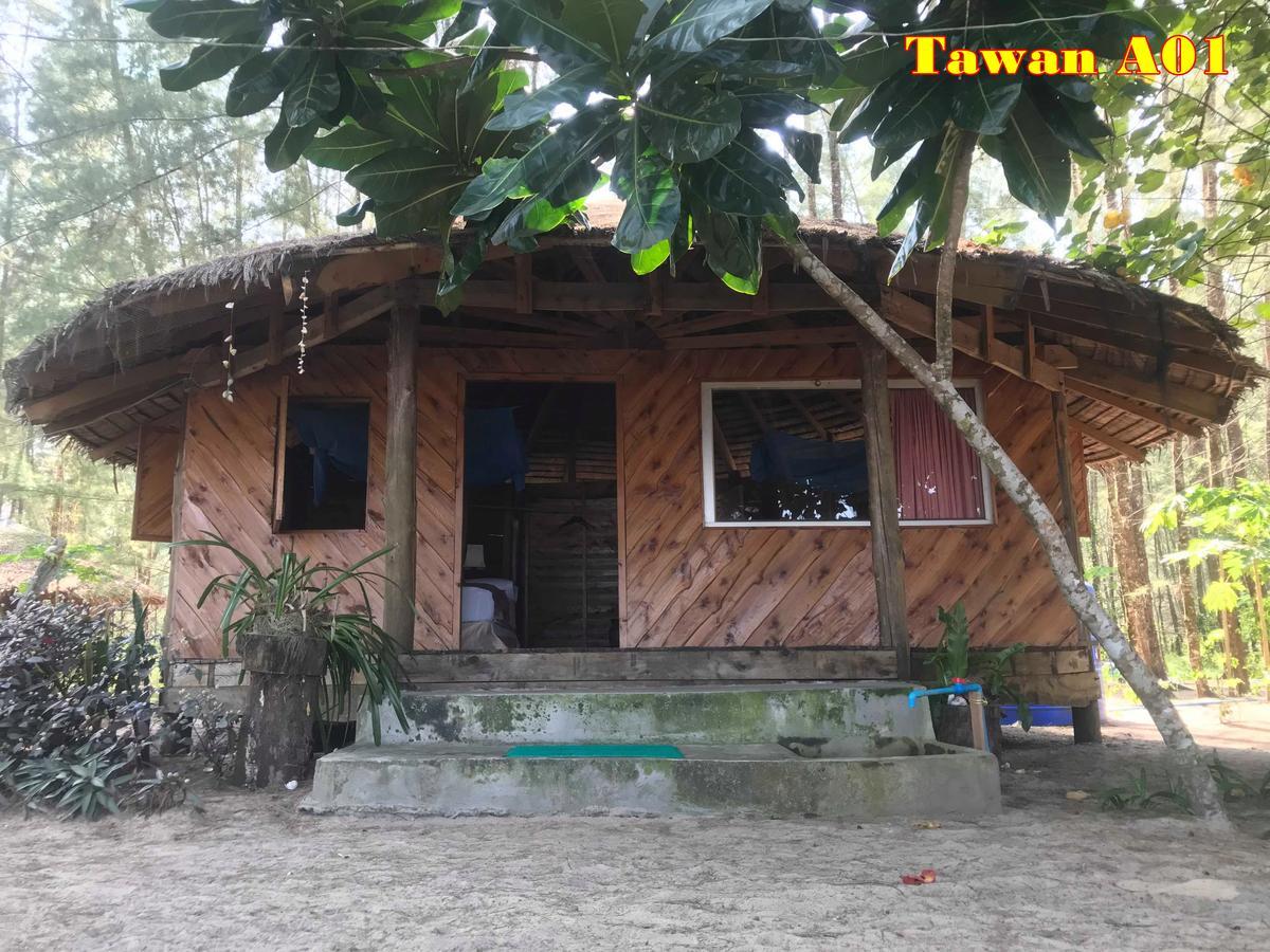 Отель Tawan Bar And Bungalow Ko Phra Thong Экстерьер фото