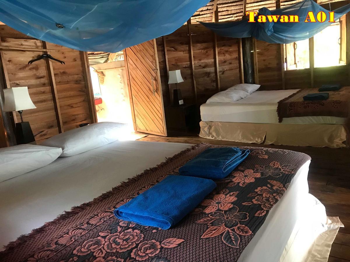 Отель Tawan Bar And Bungalow Ko Phra Thong Экстерьер фото